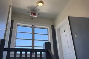 2368 NW 3rd St, Miami, FL 33125 - Photo 16