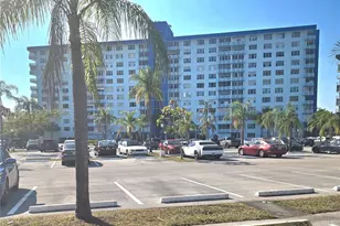 4001 Hillcrest Dr, Hollywood, FL 33021 - Photo 1