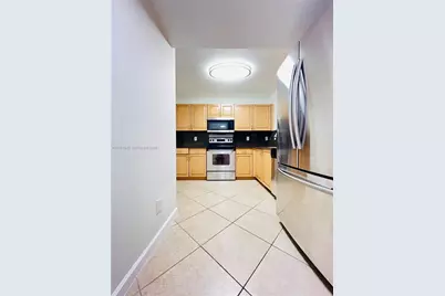 609 E Sheridan St #202, Dania Beach, FL 33004 - Photo 4