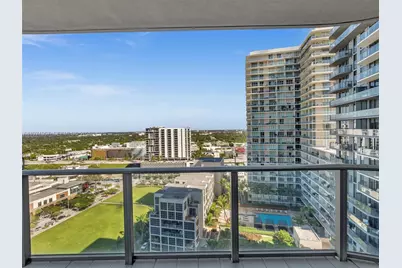 121 NE 34th St #2016, Miami, FL 33137 - Photo 32