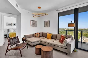 121 NE 34th St, Miami, FL 33137 - Photo 6