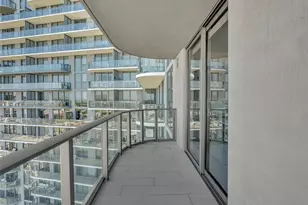 121 NE 34th St, Miami, FL 33137 - Photo 22