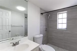 8650 SW 109th Ave, Miami, FL 33173 - Photo 12