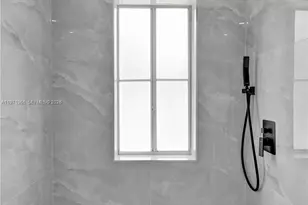 14422 N Royal Cove Cir, Davie, FL 33325 - Photo 16