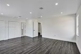 14422 N Royal Cove Cir, Davie, FL 33325 - Photo 1