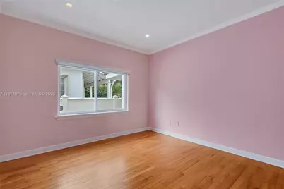 35 SW 20th Rd, Miami, FL 33129 - Photo 20