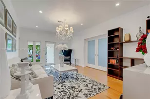 35 SW 20th Rd, Miami, FL 33129 - Photo 4