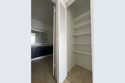 2000 NE 135th St #406, North Miami, FL 33181 - Photo 10