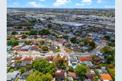 9201 NW 33rd Ave Rd, Miami, FL 33147 - Photo 42