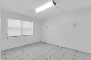 15348 SW 72nd St, Miami, FL 33193 - Photo 14