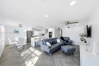 1551 SW 135th Ter #201G, Pembroke Pines, FL 33027 - Photo 8