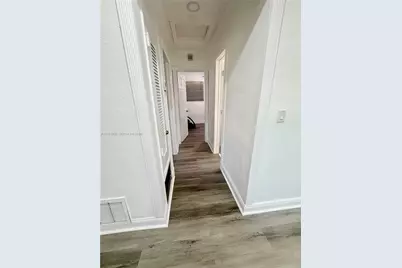 7910 NW 12th St, Pembroke Pines, FL 33024 - Photo 8