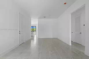 18917 SW 316th Ter, Homestead, FL 33030 - Photo 4