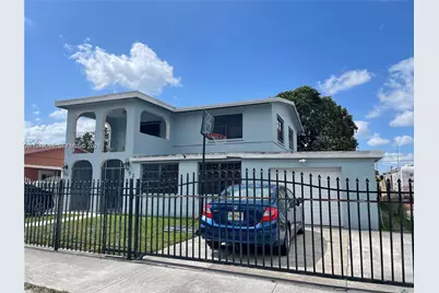 952 E 19th St, Hialeah, FL 33013 - Photo 1