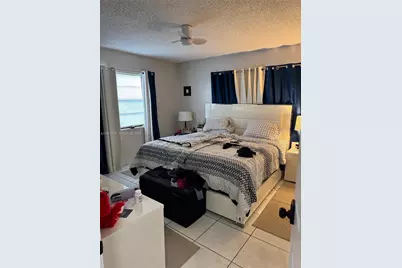 952 E 19th St, Hialeah, FL 33013 - Photo 4