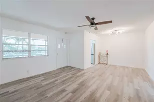 2041 NW 81st Ave, Pembroke Pines, FL 33024 - Photo 10