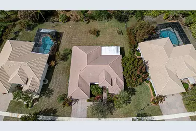 6918 SE Sleepy Hollow Ln, Stuart, FL 34997 - Photo 4