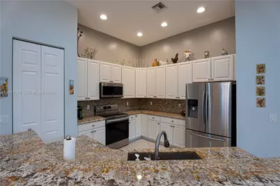 6918 SE Sleepy Hollow Ln, Stuart, FL 34997 - Photo 26
