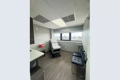 7100 W 20th Ave, Hialeah, FL 33016 - Photo 12