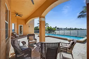2324 SW 185th Ave, Miramar, FL 33029 - Photo 8