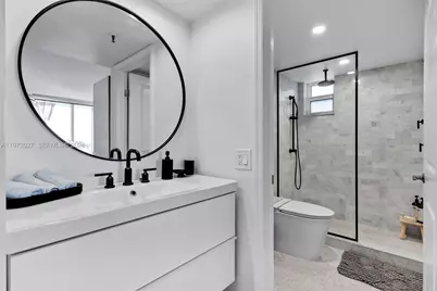 2457 Collins Ave #503, Miami Beach, FL 33140 - Photo 52