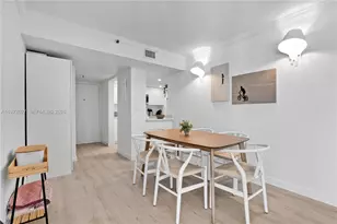 2457 Collins Ave, Miami Beach, FL 33140 - Photo 12