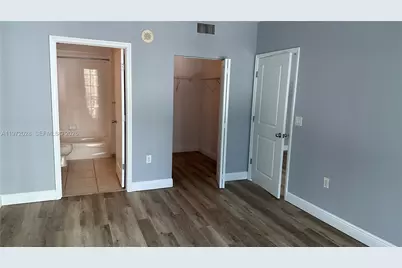 1250 S Miami Ave #1012, Miami, FL 33130 - Photo 10