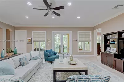 345 Chambord Ter #345, Palm Beach Gardens, FL 33410 - Photo 8