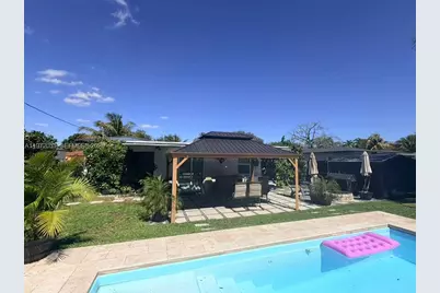 1430 NE 149th St #A, Miami, FL 33161 - Photo 2