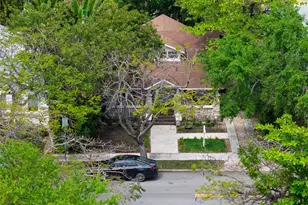 85 NE 46th St, Miami, FL 33137 - Photo 38