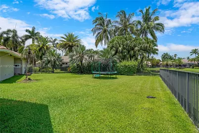 2458 Provence Ct, Weston, FL 33327 - Photo 56