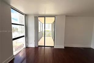 20335 W Country Club Dr, Aventura, FL 33180 - Photo 8