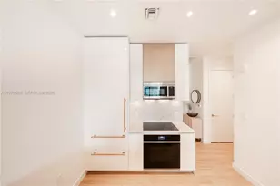 2655 S Bayshore Dr, Miami, FL 33133 - Photo 4