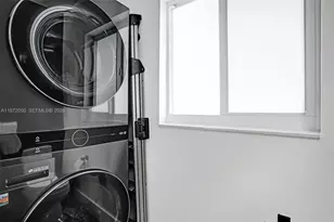 3320 NE 13th Ave, Oakland Park, FL 33334 - Photo 24