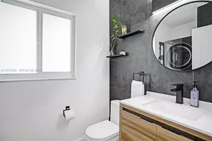 3320 NE 13th Ave, Oakland Park, FL 33334 - Photo 22