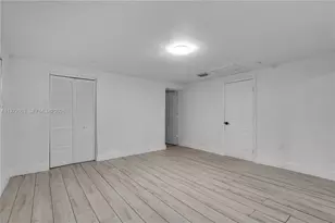 1064 NW 103rd St, Miami, FL 33150 - Photo 24