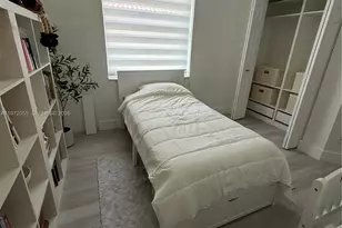 1607 SW 157th Ave, Pembroke Pines, FL 33027 - Photo 14