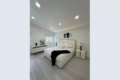 1607 SW 157th Ave, Pembroke Pines, FL 33027 - Photo 10