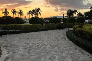 1985 S Ocean Dr, Hallandale Beach, FL 33009 - Photo 16