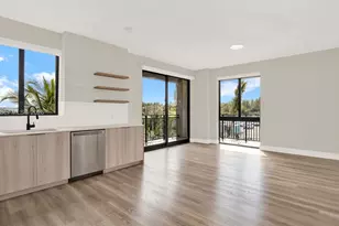 1556 NW 110th Ave, Miami, FL 33024 - Photo 6