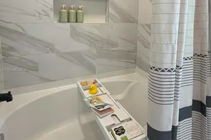 1556 NW 110th Ave, Miami, FL 33024 - Photo 20