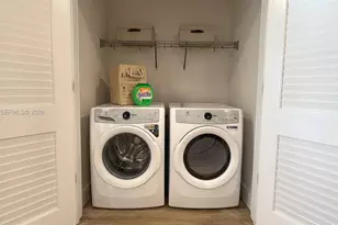 1556 NW 110th Ave, Miami, FL 33024 - Photo 14