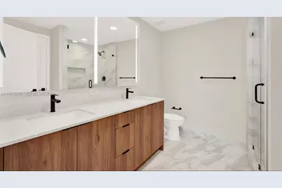 1556 NW 110th Ave #C1, Miami, FL 33024 - Photo 8