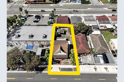 4318 E 8th Ct, Hialeah, FL 33013 - Photo 20