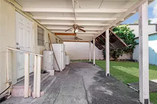 4318 E 8th Ct, Hialeah, FL 33013 - Photo 14