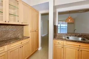 2910 Point E Dr, Aventura, FL 33160 - Photo 8