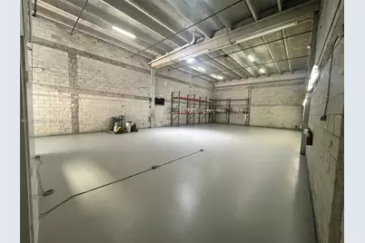 6910 NW 50th St #4-1, Miami, FL 33195 - Photo 4