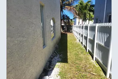 15843 SW 139th St, Miami, FL 33196 - Photo 4