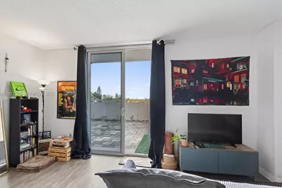 900 SW 8th St #505, Miami, FL 33130 - Photo 30