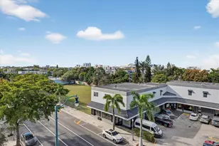 900 SW 8th St, Miami, FL 33130 - Photo 36